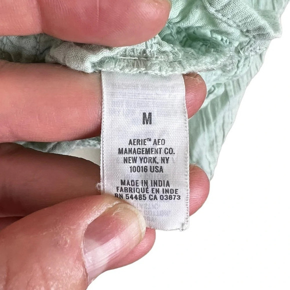 Aerie • Green Smocked Crop Top - Picture 5 of 8
